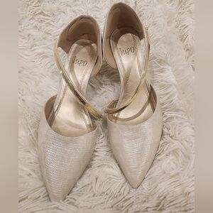 Impo Women's Gold and Cream Pointed-Toe Heels